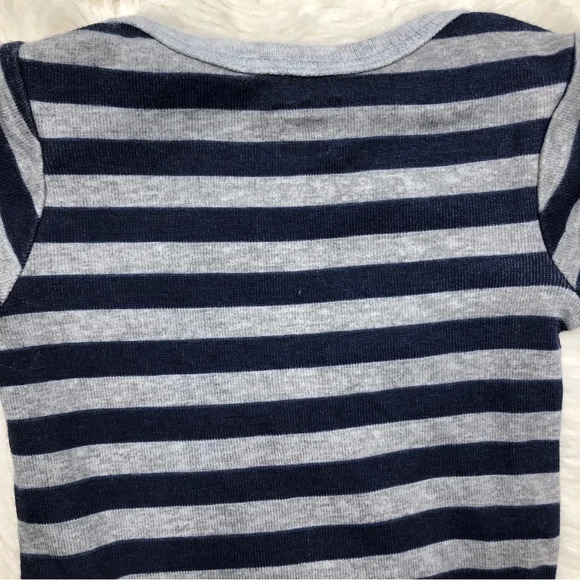 Gerber Onesie DiaperShort Blue /  Grey Stripes Size Newborn - Picture 16 of 16